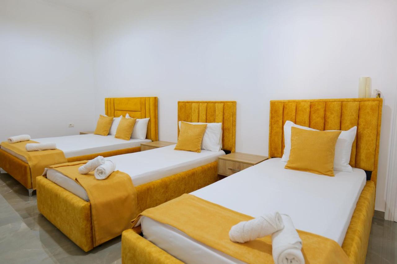 Hotel Adi-Vera Sarande Exterior photo