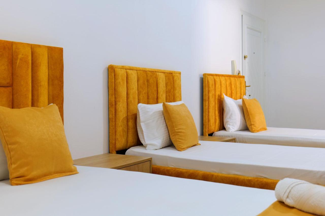 Hotel Adi-Vera Sarande Exterior photo